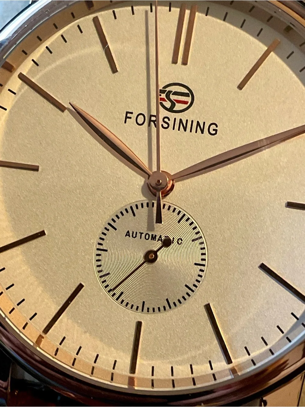 NIB AUTOMATIC Forsining Gold and Cream Dress Watch
